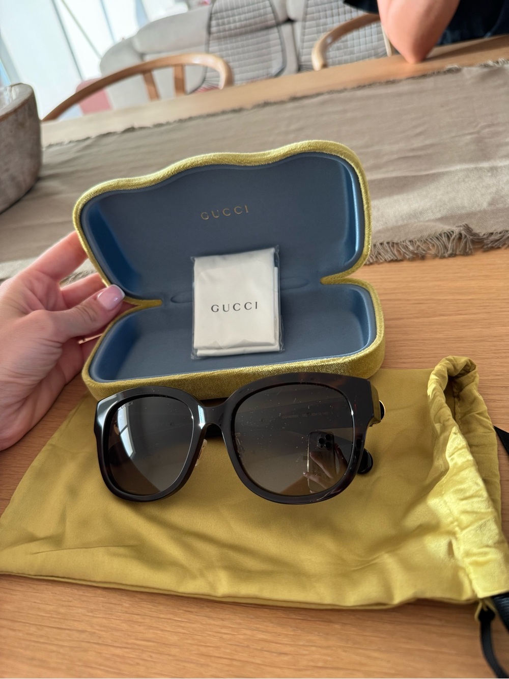 Gucci Women’s tortoise Gradient Lens Oversized Sunglasses